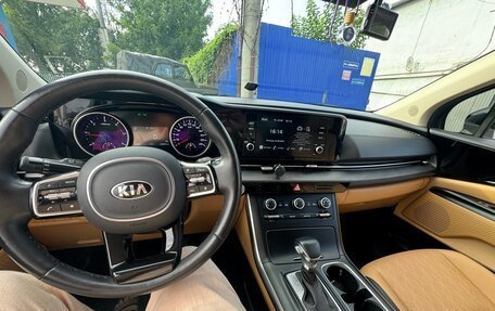 KIA Carnival, 2021 год, 3 300 000 рублей, 8 фотография