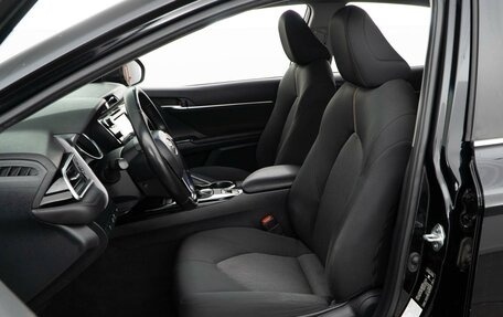 Toyota Camry, 2020 год, 2 449 999 рублей, 10 фотография