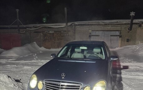 Mercedes-Benz E-Класс, 2006 год, 1 100 000 рублей, 20 фотография
