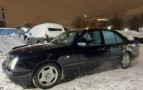 Mercedes-Benz E-Класс, 1999 год, 400 000 рублей, 3 фотография