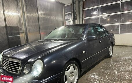 Mercedes-Benz E-Класс, 1999 год, 400 000 рублей, 8 фотография