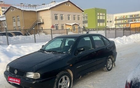 Volkswagen Polo III рестайлинг, 1998 год, 185 000 рублей, 1 фотография