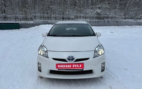 Toyota Prius, 2009 год, 930 000 рублей, 9 фотография