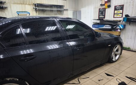 BMW 5 серия, 2004 год, 1 180 000 рублей, 5 фотография