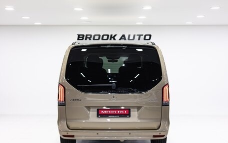 Mercedes-Benz V-Класс, 2026 год, 14 690 000 рублей, 5 фотография