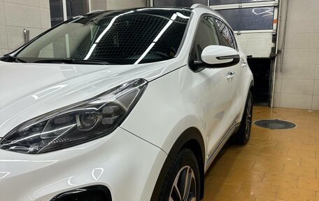 KIA Sportage IV рестайлинг, 2018 год, 2 800 000 рублей, 3 фотография