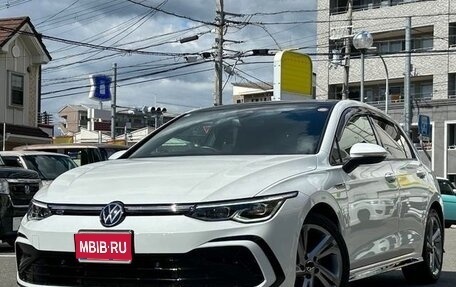 Volkswagen Golf VIII, 2022 год, 1 210 000 рублей, 1 фотография