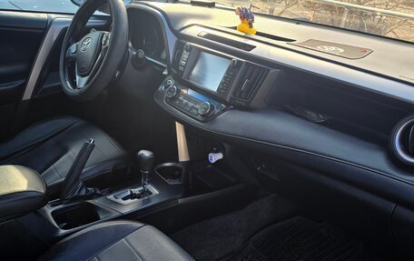 Toyota RAV4, 2017 год, 2 350 000 рублей, 7 фотография