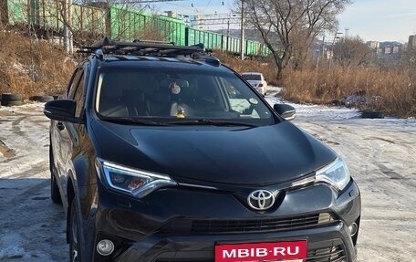 Toyota RAV4, 2017 год, 2 350 000 рублей, 1 фотография