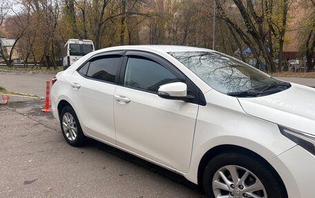 Toyota Corolla, 2015 год, 1 150 000 рублей, 4 фотография