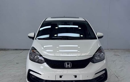 Honda Fit, 2022 год, 996 000 рублей, 2 фотография