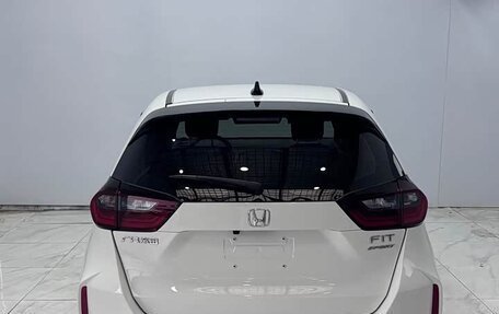Honda Fit, 2022 год, 996 000 рублей, 6 фотография