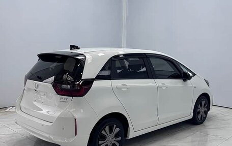 Honda Fit, 2022 год, 996 000 рублей, 4 фотография