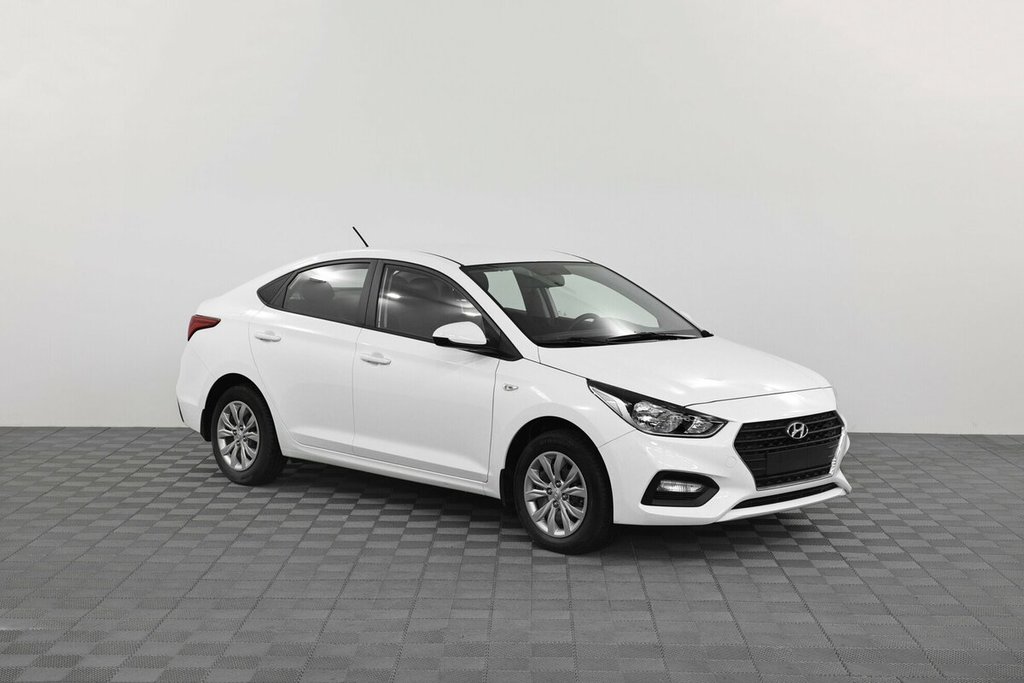 Hyundai Solaris II, 2019 год, 240 000 рублей, 1 фотография