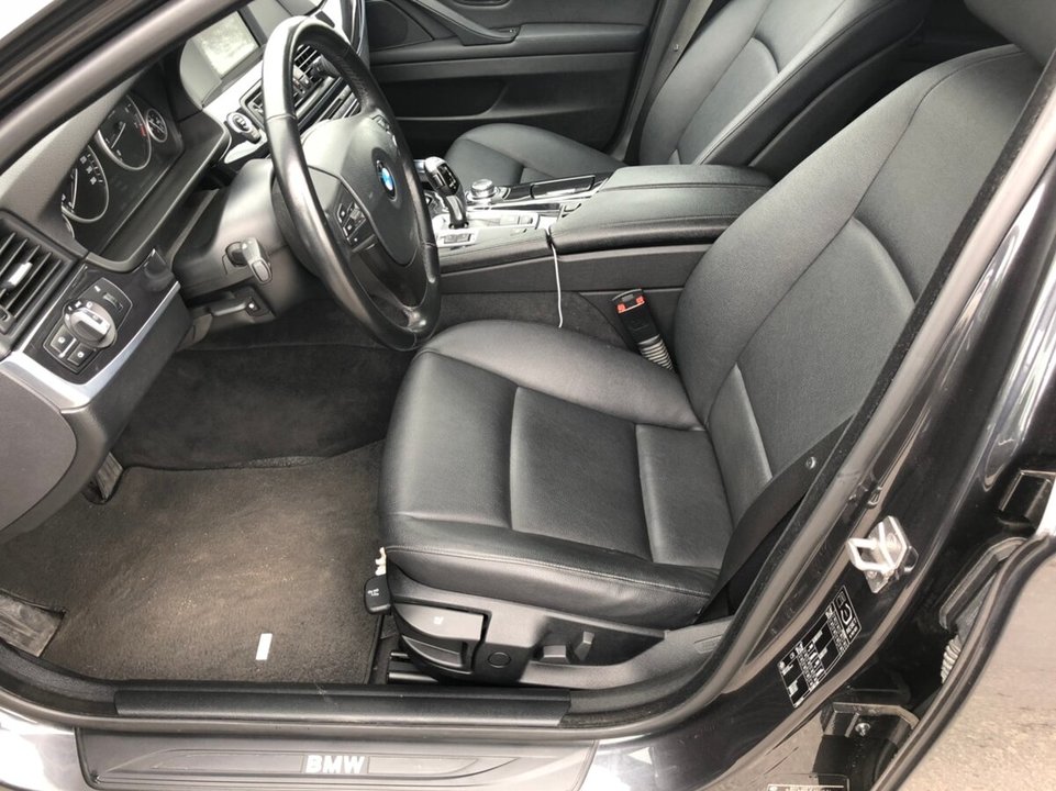 BMW 5 серия F10, F11, F07, 2012 год, 500 000 рублей, 8 фотография