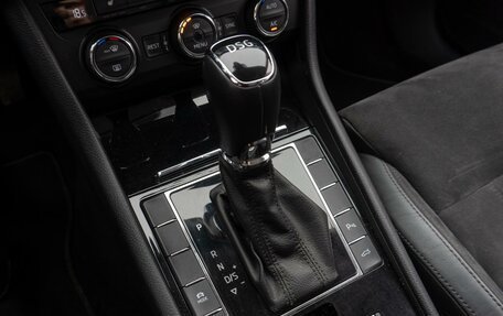 Skoda Superb III рестайлинг, 2015 год, 1 799 000 рублей, 15 фотография