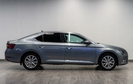 Skoda Superb III рестайлинг, 2015 год, 1 799 000 рублей, 5 фотография