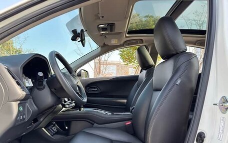 Honda Vezel, 2022 год, 1 198 000 рублей, 8 фотография