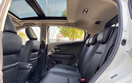 Honda Vezel, 2022 год, 1 198 000 рублей, 11 фотография