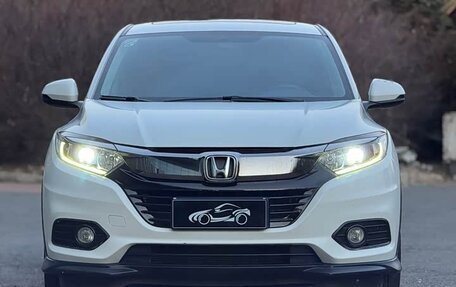 Honda Vezel, 2022 год, 1 232 000 рублей, 2 фотография