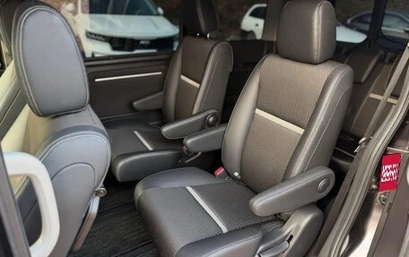 Honda Stepwgn IV, 2021 год, 2 000 060 рублей, 10 фотография