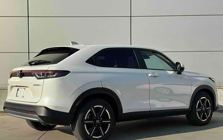 Honda Vezel, 2023 год, 1 846 000 рублей, 5 фотография