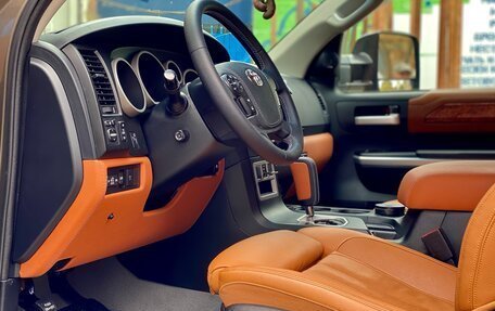 Toyota Tundra II, 2008 год, 8 050 000 рублей, 14 фотография