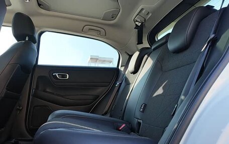 Honda Vezel, 2023 год, 1 985 000 рублей, 11 фотография