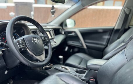 Toyota RAV4, 2013 год, 1 650 000 рублей, 7 фотография