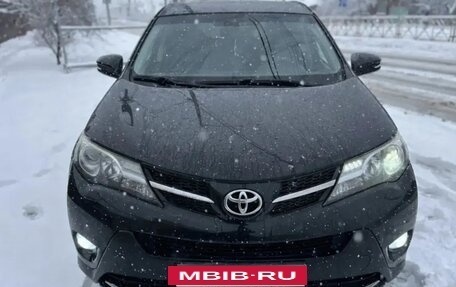 Toyota RAV4, 2013 год, 1 650 000 рублей, 5 фотография