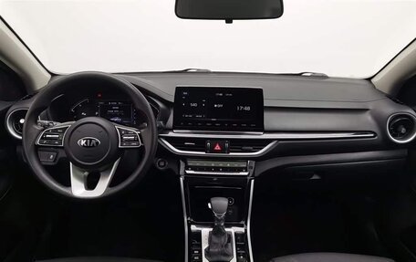 KIA K3, 2021 год, 1 260 325 рублей, 8 фотография