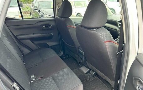 Toyota Raize I, 2022 год, 1 392 000 рублей, 36 фотография