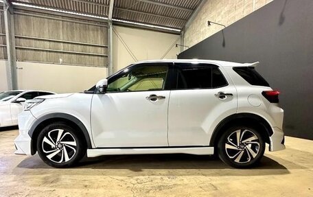 Toyota Raize I, 2022 год, 1 391 000 рублей, 4 фотография