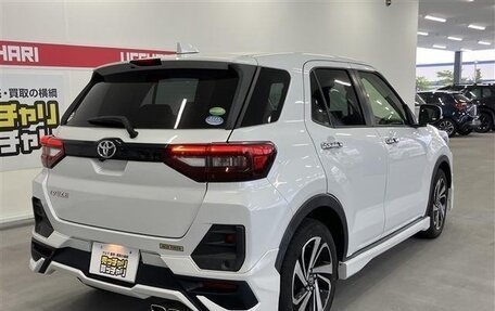 Toyota Raize I, 2021 год, 1 315 000 рублей, 2 фотография