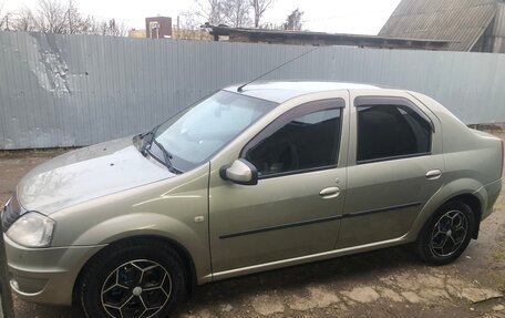 Renault Logan I, 2013 год, 650 000 рублей, 1 фотография