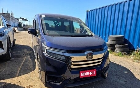 Honda Stepwgn IV, 2018 год, 3 000 000 рублей, 1 фотография