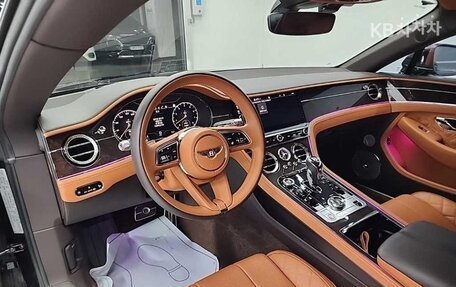 Bentley Continental GT III, 2023 год, 19 500 000 рублей, 6 фотография