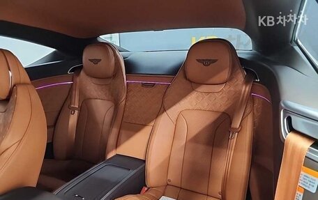 Bentley Continental GT III, 2023 год, 19 500 000 рублей, 13 фотография