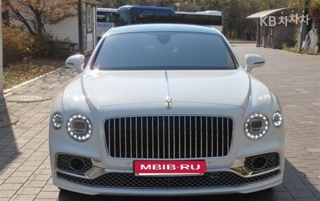 Bentley Flying Spur, 2022 год, 19 000 000 рублей, 2 фотография