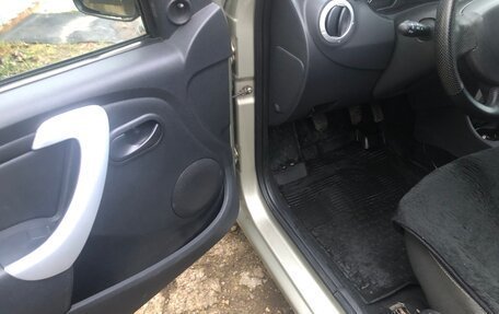 Renault Logan I, 2013 год, 650 000 рублей, 8 фотография