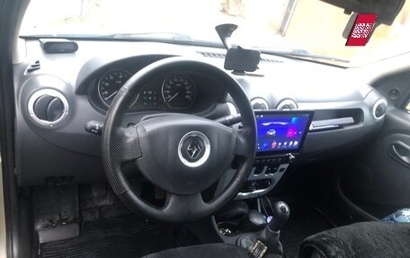 Renault Logan I, 2013 год, 650 000 рублей, 7 фотография