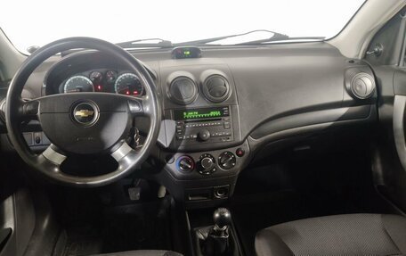 Chevrolet Aveo III, 2010 год, 277 000 рублей, 6 фотография