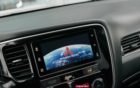 Mitsubishi Outlander III рестайлинг 3, 2019 год, 2 150 000 рублей, 14 фотография