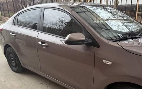 KIA Rio IV, 2018 год, 1 200 000 рублей, 2 фотография