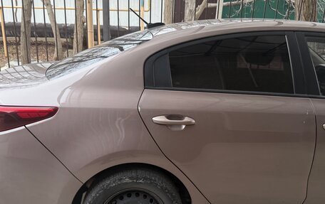 KIA Rio IV, 2018 год, 1 200 000 рублей, 5 фотография