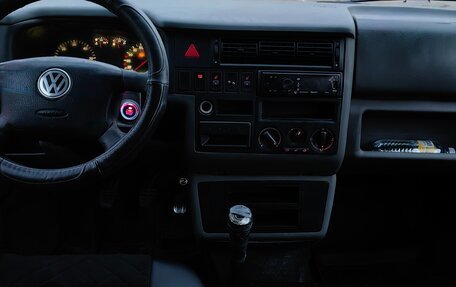 Volkswagen Caravelle T4, 2002 год, 800 000 рублей, 11 фотография