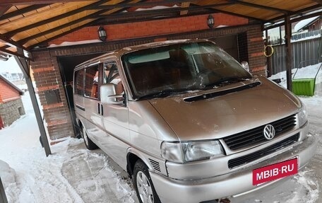 Volkswagen Caravelle T4, 2002 год, 800 000 рублей, 2 фотография