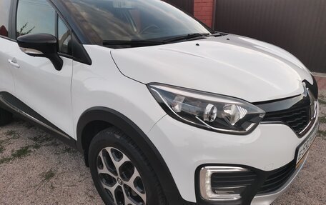 Renault Kaptur I рестайлинг, 2016 год, 1 177 000 рублей, 2 фотография