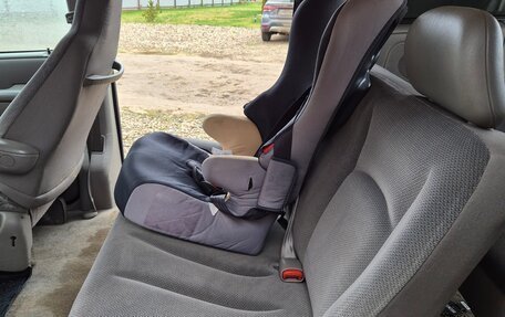 Chrysler Voyager IV, 2002 год, 550 000 рублей, 10 фотография