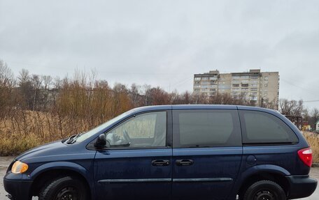 Chrysler Voyager IV, 2002 год, 550 000 рублей, 4 фотография